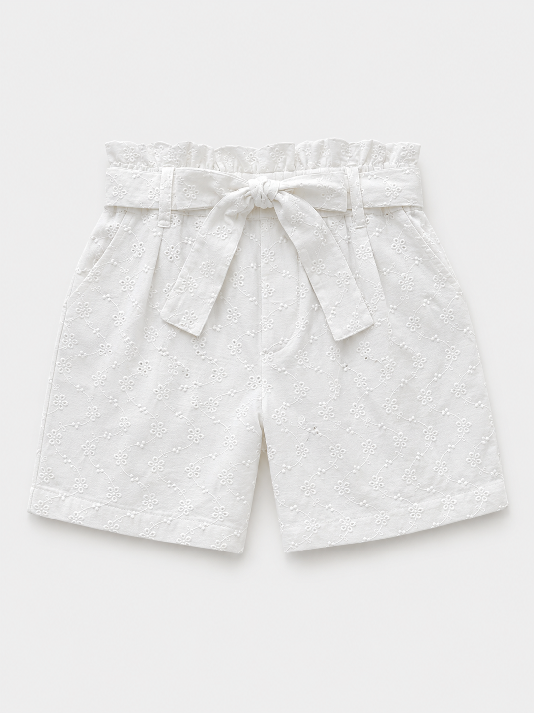 Short fille