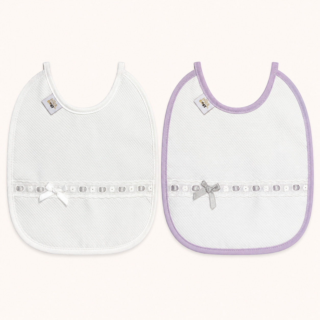 Lot de 2 bavoirs naissance en piqué de coton - Finition dentelle et nœud