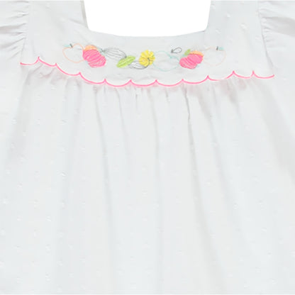 Tunique Blanche en Plumetis à Broderies Florales et Manches Volantées